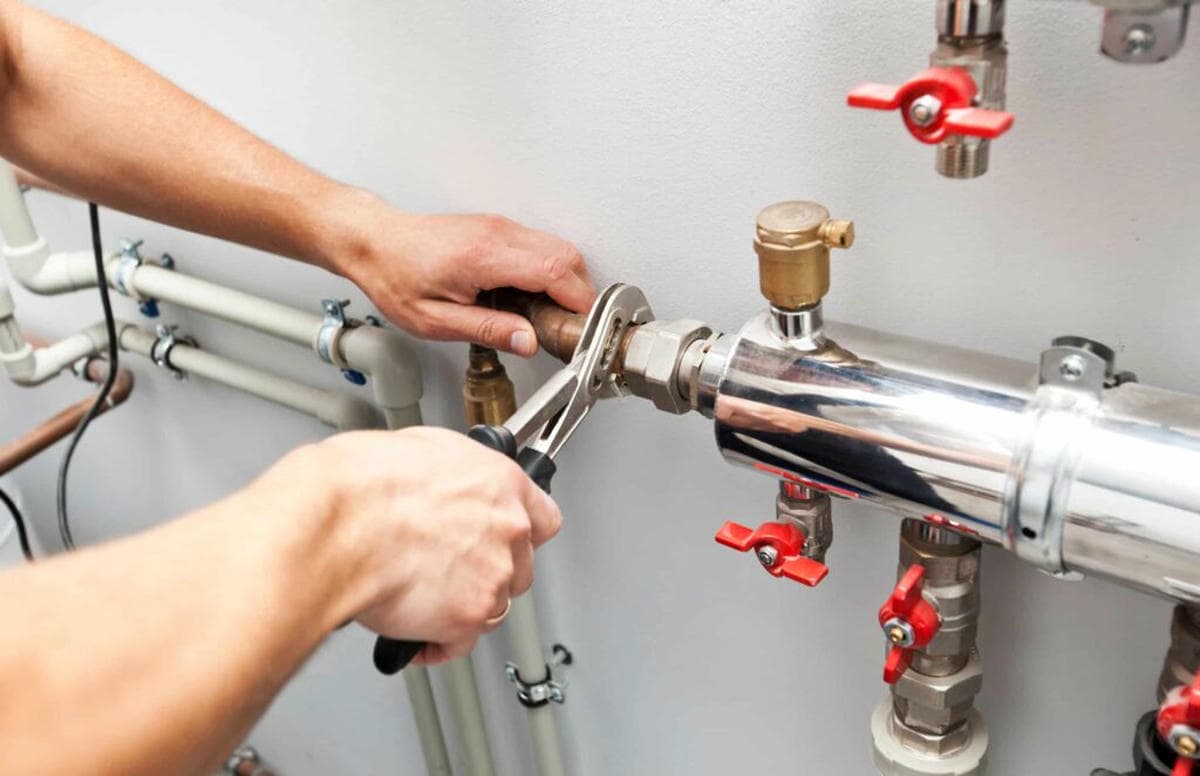 Tesisatçı servis kontrolü